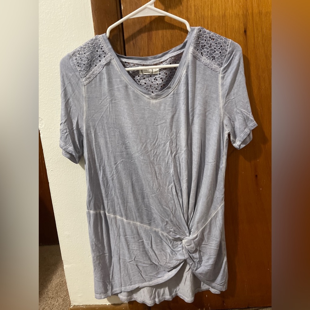 Maurice’s 24/7 Knot Hem Backstage Tee